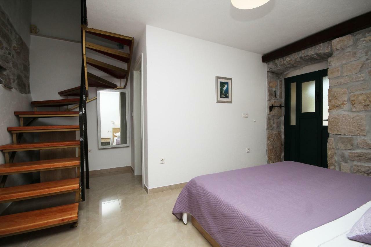 Apartmani Dalmacija Brela Exterior foto